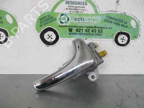 Used Rear right interior door handle VOLVO V40 Estate (645) 1.9 DI (115 hp) 3216107