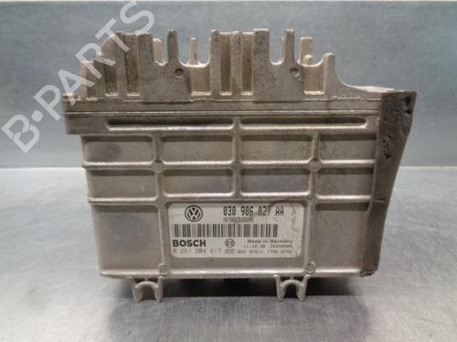 Used Engine control unit (ECU) VW POLO III (6N1) 60 1.4 (60 hp) 9813678