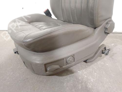 Left front seat AUDI A6 C5 (4B2, 4B4) 2.5 TDI | BP31194330C15