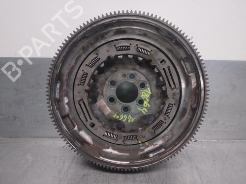 Used Flywheel SEAT LEON ST (5F8) 1.5 TSI (150 hp) 15084700