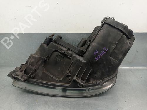 Right headlight VW TOURAN (1T1, 1T2) 2.0 TDI 16V | BP31666080C29