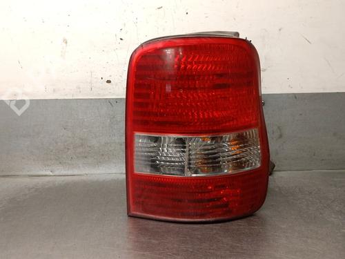 right-taillight-kia-carnival-ii-gq-1999-2000-2001-2002-2003-2004-2005-2006-2007-38543513 main image