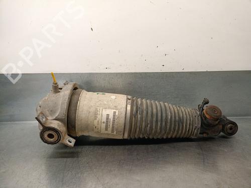 Used Right rear shock absorber Right rear shock absorber VW TOUAREG (7LA, 7L6, 7L7) 5.0 V10 TDI (313 hp) 21840620 21840620