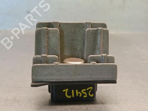 Used Heater resistor Heater resistor HONDA CR-V I (RD) 2.0 16V 4WD (RD1, RD3) (128 hp) 35974371 35974371