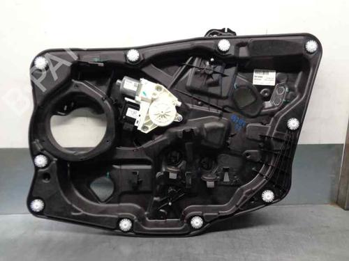 front-right-window-mechanism-fiat-500x-334_-00520169260-6-pines-5-puertas-2014-8235771 main image