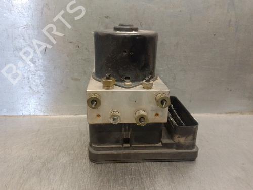 Used ABS pump FORD FIESTA V (JH_, JD_) [2001-2014]  13888350