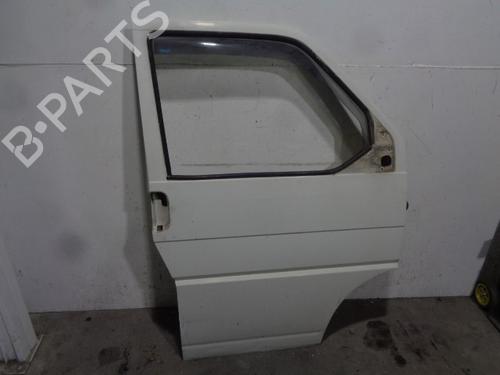 Used Right front door VW TRANSPORTER T4 Van (70A, 70H, 7DA, 7DH) 2.0 (84 hp) 13631703