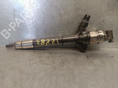 Used Injector TOYOTA AVENSIS (_T25_) 2.2 D-4D (ADT251_, ADT251R) (150 hp) 13612324