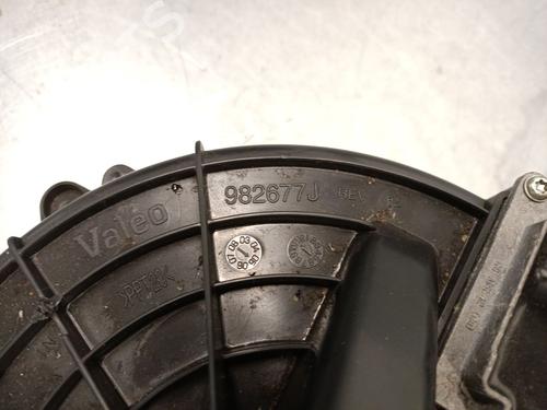 Heater blower motor MERCEDES-BENZ R-CLASS (W251, V251) R 320 CDI 4-matic (251.125) | BP25271884M62 
