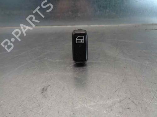 Used Switch MERCEDES-BENZ V-CLASS (638/2) V 230 (638.234, 638.294) (143 hp) 21020195