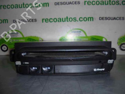 Used Radio CHRYSLER VOYAGER IV (RG, RS) 2.5 CRD (141 hp) 2056828