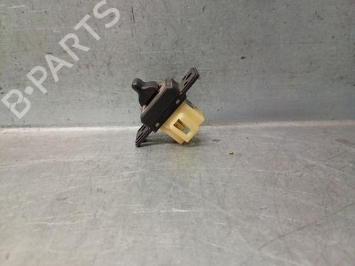 Right front window switch CHRYSLER VOYAGER IV (RG, RS) 2.8 CRD | BP27199457I26 