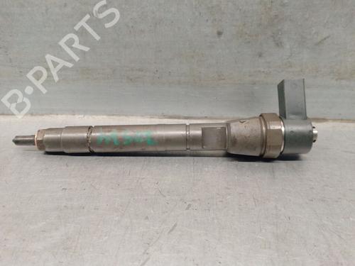 Used Injector MERCEDES-BENZ M-CLASS (W163) ML 400 CDI (163.128) (250 hp) 22188944