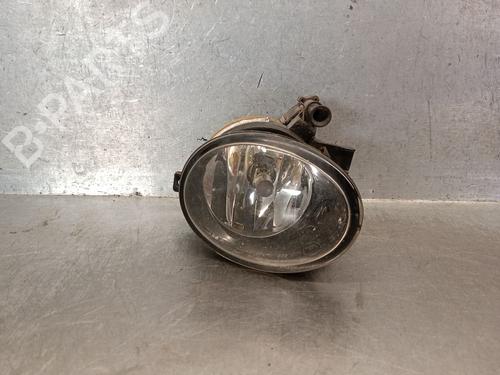 Feu de brouillard avant gauche VW TOURAN (1T3) 1.6 TDI (105 hp) 28107645