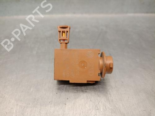 Used Electronic sensor Electronic sensor AUDI Q5 (FYB, FYG) 50 TFSI e quattro (299 hp) 33463122 33463122