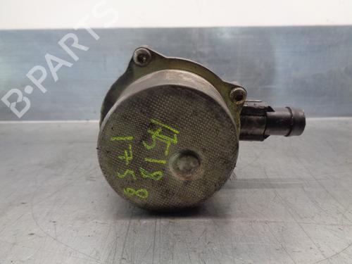 Used Vacuum pump RENAULT MEGANE II (BM0/1_, CM0/1_) 1.5 dCi (BM02, BM13, BM2A, CM02, CM13) (101 hp) 12453107