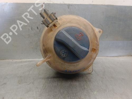 Used Expansion tank VW GOLF III Variant (1H5) 1.6 (101 hp) 13374553