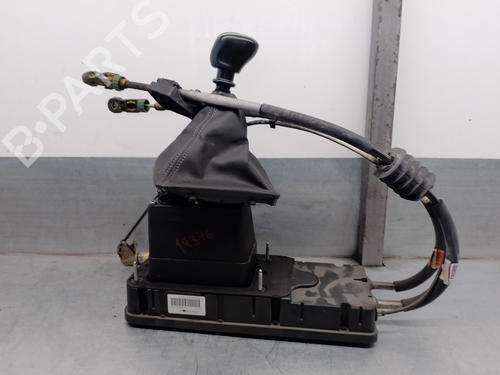 Used Gear lever OPEL GRANDLAND / GRANDLAND X (A18, P1UO) 1.6 Turbo D (75) (120 hp) 16470928