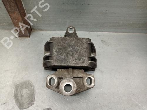 Used Engine mount RENAULT CLIO II (BB_, CB_) 1.5 dCi (B/CB08) (82 hp) 30657369