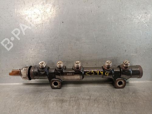 Used Injection rail Injection rail 25437050 25437050