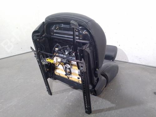 Right front seat INFINITI QX30 2.2 D AWD | BP38647405C16 - Image 9