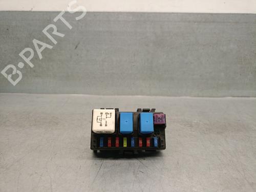 Used Fuse box Fuse box 21577987 21577987