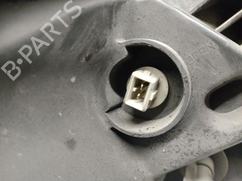 Faro izquierdo RENAULT TRAFIC II Bus (JL) 2.0 dCi 115 (JL00, JL01, JL0H, JL0M, JL0U) | BP30940402C28