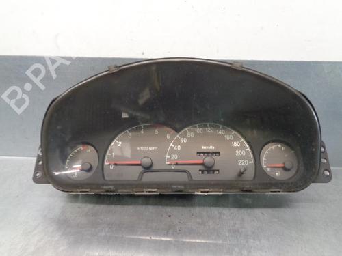 Used Instrument cluster HYUNDAI TRAJET (FO) 2.0 CRDi (113 hp) 13238364
