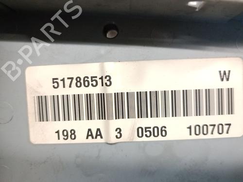 Fuse box FIAT BRAVO II (198_) 1.9 D Multijet (198AXC1B) | BP28142263E1