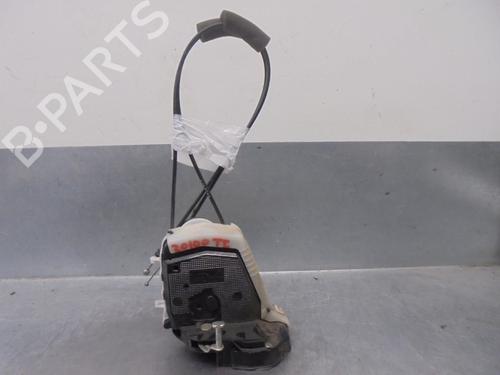 Used Rear left lock SUBARU XV (_GP_) 2.0 i AWD (GP7, G33GP) (150 hp) 17365130