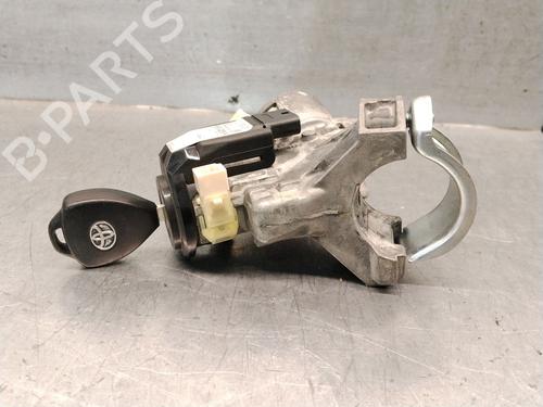 Used Ignition barrel Ignition barrel TOYOTA YARIS (_P13_) 1.3 (NSP130_, NSP130) (99 hp) 40265866 40265866