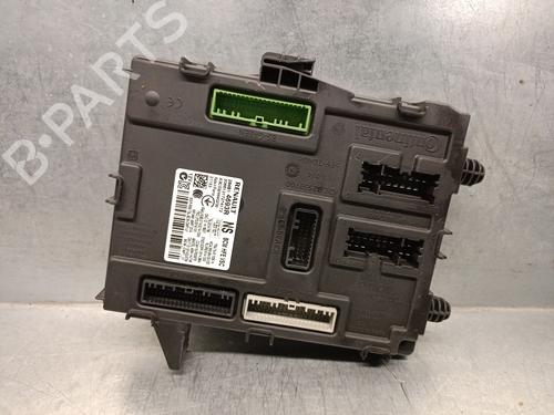 Used Fuse box RENAULT KADJAR (HA_, HL_) 1.3 TCe 140 (HLNB, HLN1) (140 hp) 25447195