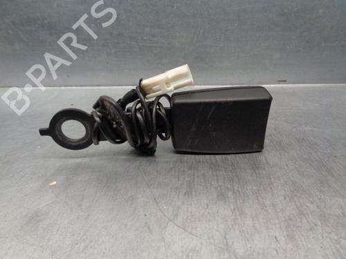 Used Seat buckle TOYOTA VERSO (_R2_) 2.0 D-4D (AUR20_, AUR20R) (126 hp) 20261237