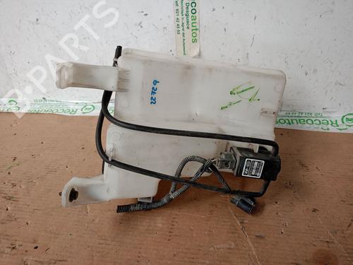 Windscreen washer tank KIA SORENTO I (JC) 2.5 CRDi 4WD | BP29135632C113 