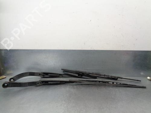 Front windshield wiper arm SUBARU FORESTER (SG_) 2.0 X AWD (SG5) | BP11770120C143 