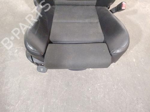 Stol høyre foran BMW 5 Touring (E61) 525 i | BP30127197C16 