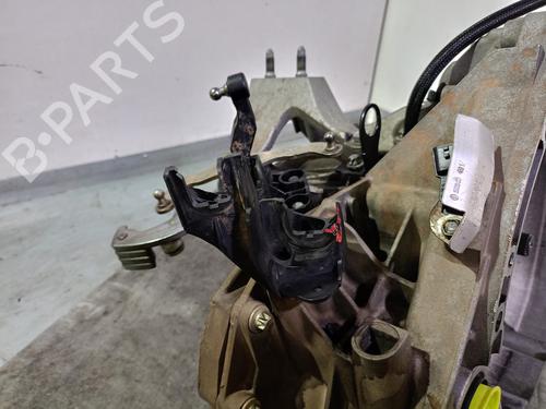 Gearbox DACIA SANDERO II TCe 90 (B8M1, B8MA, B8AC) | BP17865574M3 