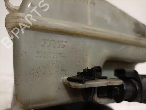 Brake master cylinder OPEL ASTRA H TwinTop (A04) 1.9 CDTi (L67) | BP22984909M77 