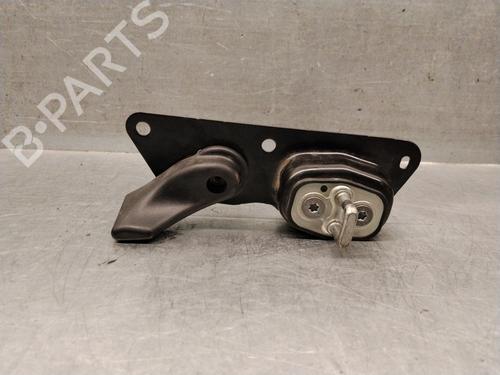 Used Rear right interior door handle Rear right interior door handle 38525407 38525407