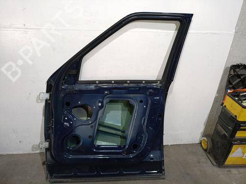 Right front door LAND ROVER RANGE ROVER SPORT I (L320) 3.0 D 4x4 | BP28327030C3 