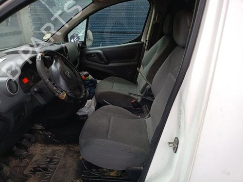 Electronic module PEUGEOT PARTNER Box Body/MPV (5_, G_) 1.6 HDi 75 | BP31026502M83