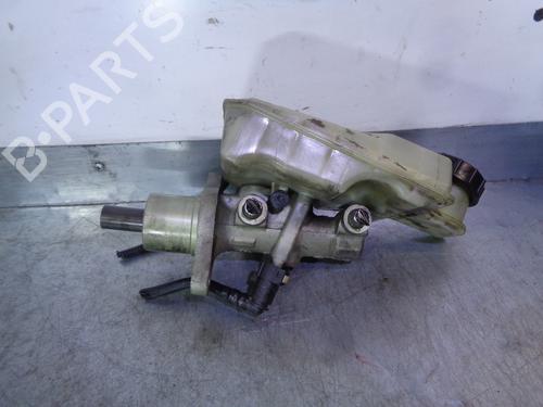 Used Brake master cylinder VOLVO V50 (545) 2.0 D (136 hp) 17062724