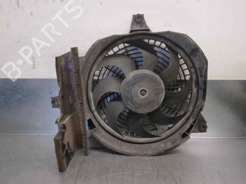 Used Radiator fan HYUNDAI SANTA FÉ I (SM) 2.0 CRDi 4x4 (125 hp) 9529008