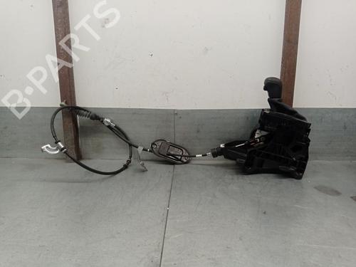 Used Gear lever TOYOTA YARIS (_P21_, _PA1_, _PH1_) 1.5 Hybrid (MXPH10, MXPH11) (116 hp) 23131234