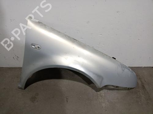 Guarda-lamas direito VW BORA I (1J2) 1.9 TDI (90 hp) 32122541