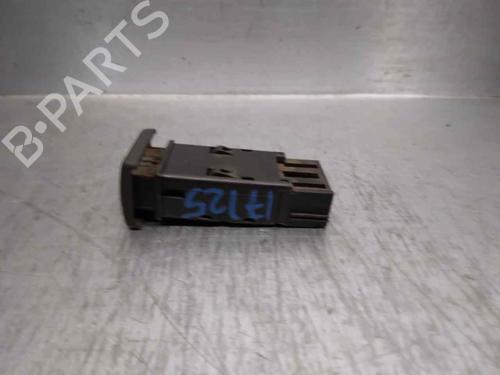 Switch LAND ROVER DISCOVERY II (L318) 2.5 Td5 4x4 | BP21021501I30 