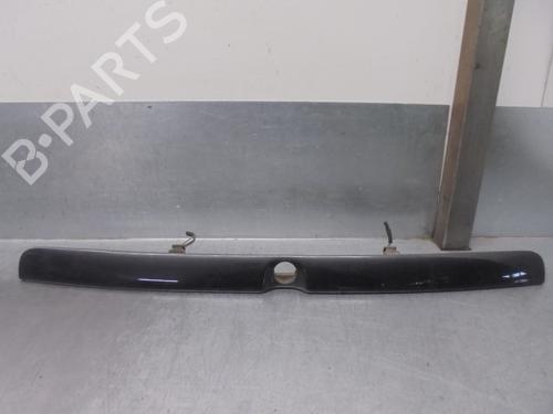Used Tailgate handle Tailgate handle AUDI A4 B5 (8D2) 1.9 TDI (110 hp) 17363841 17363841