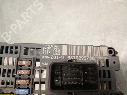 Fuse box PEUGEOT 308 II (LB_, LP_, LW_, LH_, L3_) 1.2 THP 130 | BP29424775E1 
