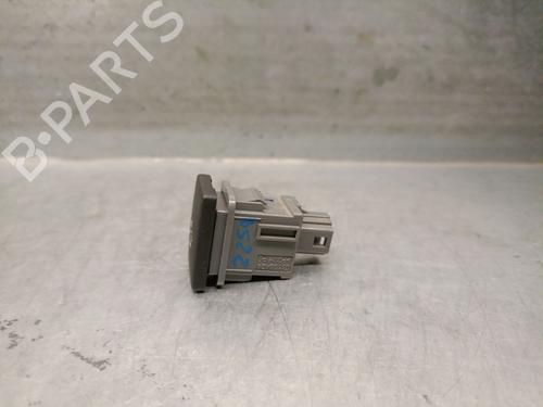 Switch TOYOTA YARIS (_P13_) 1.5 Hybrid (NHP130_) | BP25238802I30 