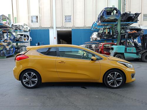 Salpicadero KIA PRO CEE'D (JD) 1.6 CRDi 136 | BP26323348C46 - Image 12